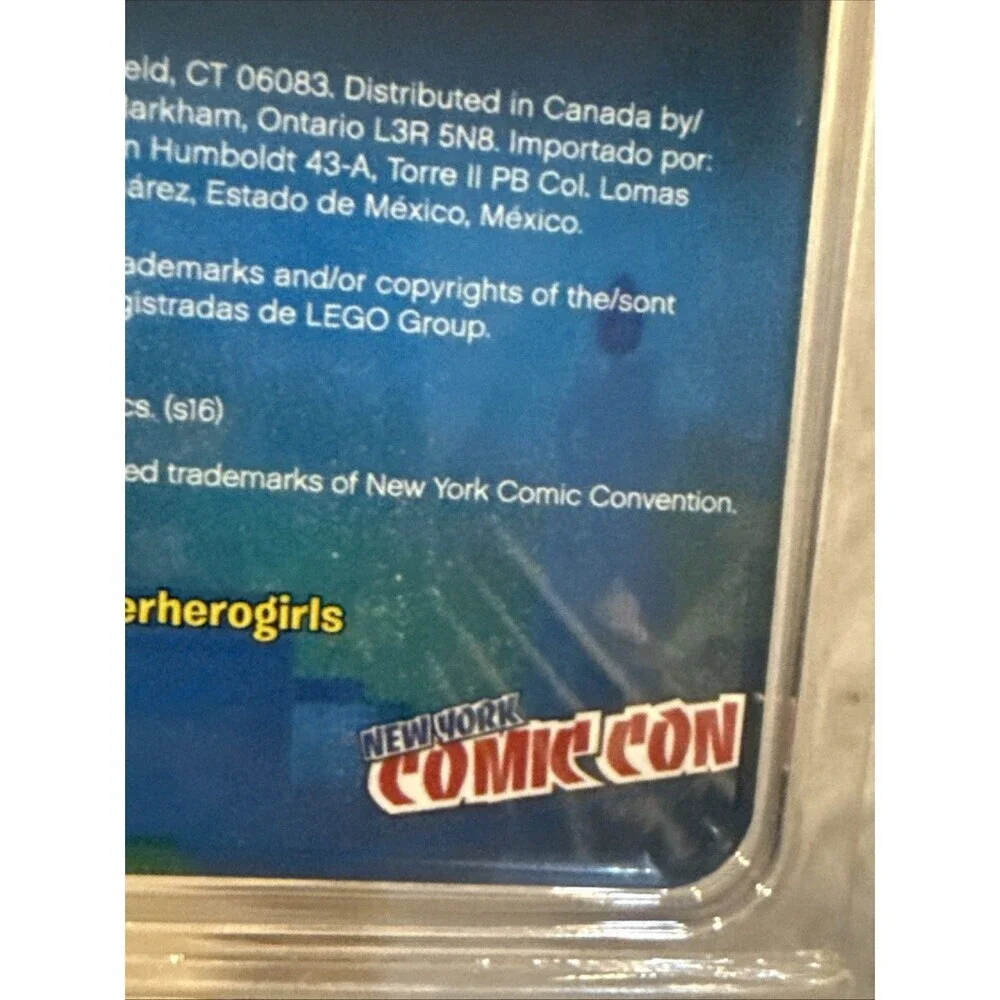 LEGO DC: Batgirl Minifigure Blister NYCC 2016 Exclusive New York Comic Con Rare